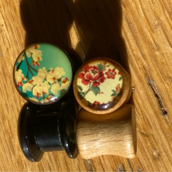 7 pairs 00 flailed tunnels plugs plus 7 single tunnels gemstone - Picture 5 of 11